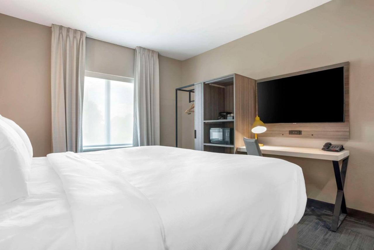 Comfort Inn & Suites Destin Near Henderson Beach Мирамар Бийч Екстериор снимка