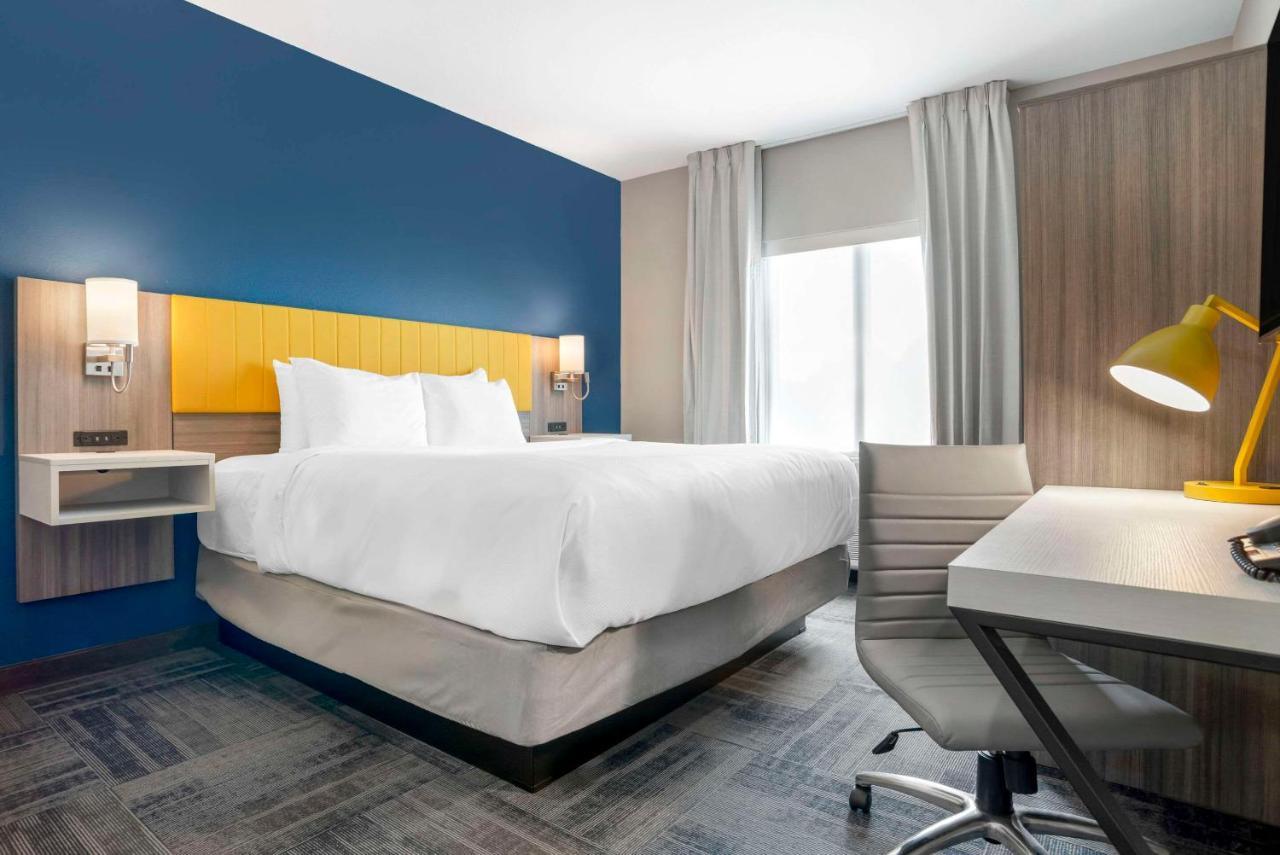 Comfort Inn & Suites Destin Near Henderson Beach Мирамар Бийч Екстериор снимка