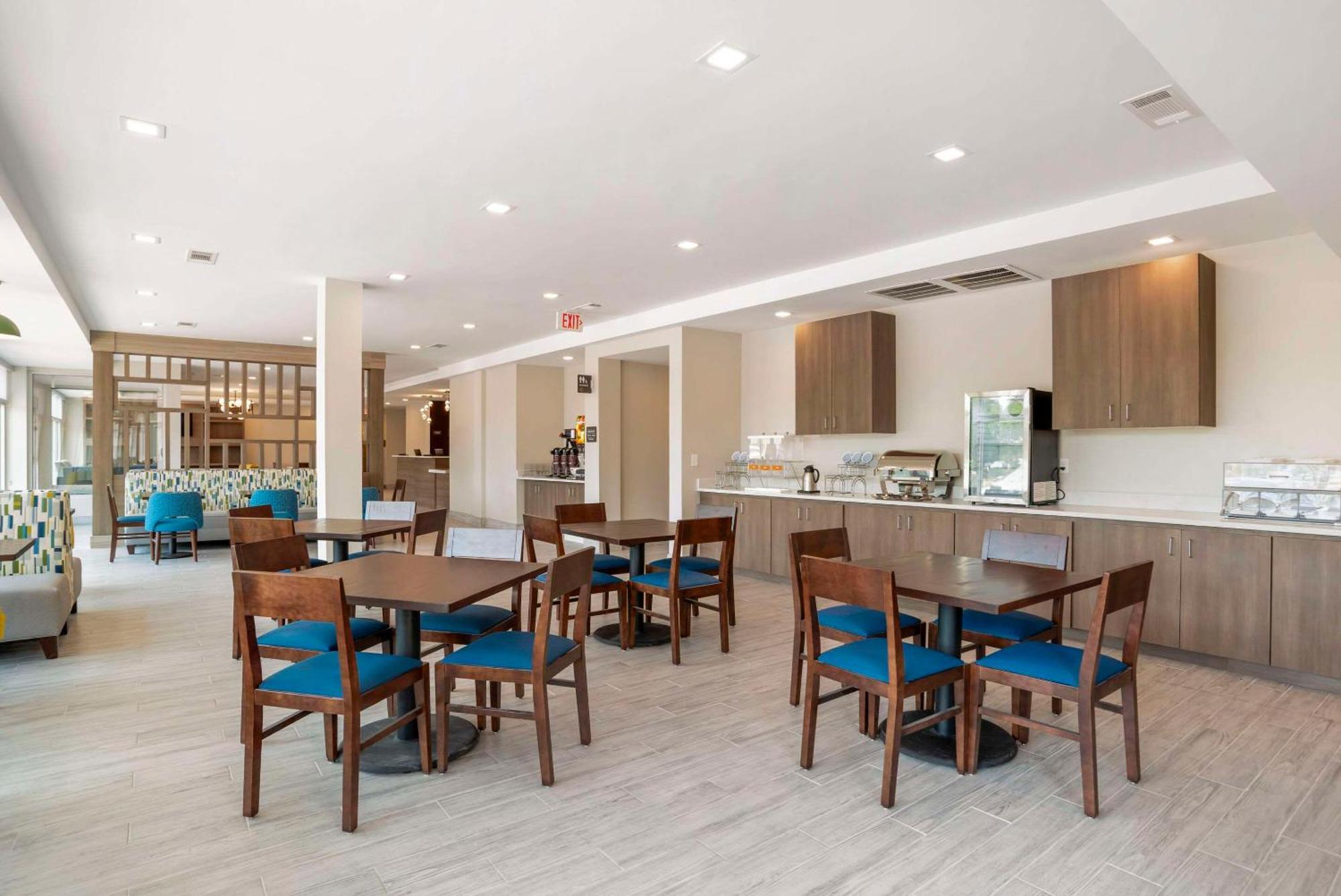 Comfort Inn & Suites Destin Near Henderson Beach Мирамар Бийч Екстериор снимка