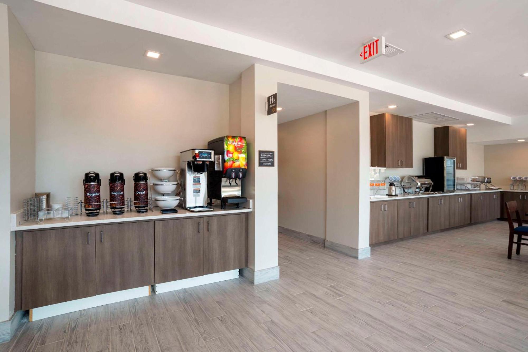Comfort Inn & Suites Destin Near Henderson Beach Мирамар Бийч Екстериор снимка