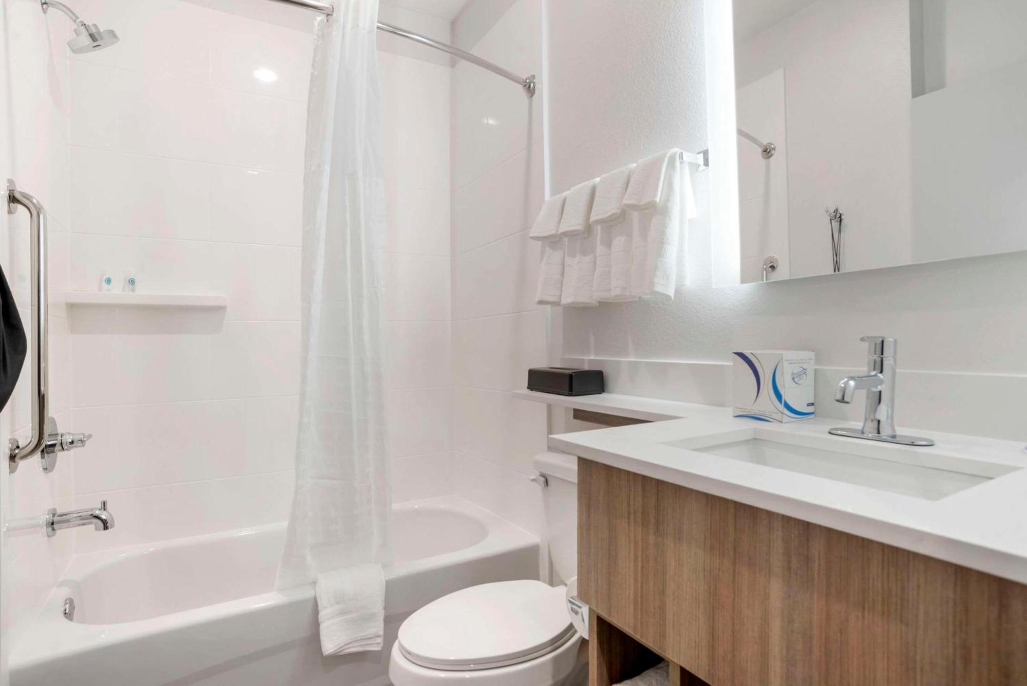 Comfort Inn & Suites Destin Near Henderson Beach Мирамар Бийч Екстериор снимка